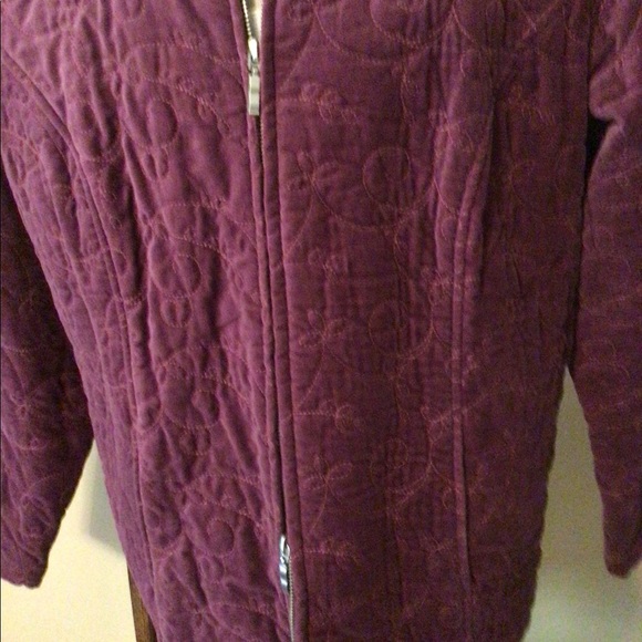 Plus Denim & Co Maroon Zippered Quilted Jacket - Picture 3 of 4